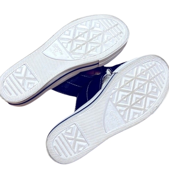 Converse | NWT One Star Criss Cross Black And White Sandals | Woman's Size 8 - Picture 4 of 12